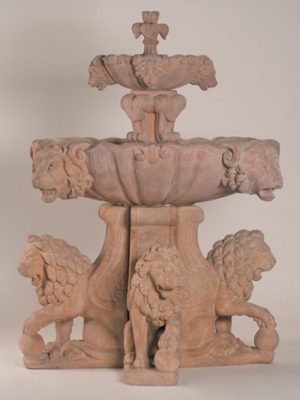 LARGE LION FOUNTAIN