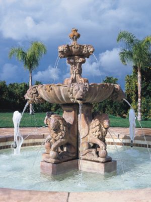 LARGE LION FOUNTAIN (PLUMBED)